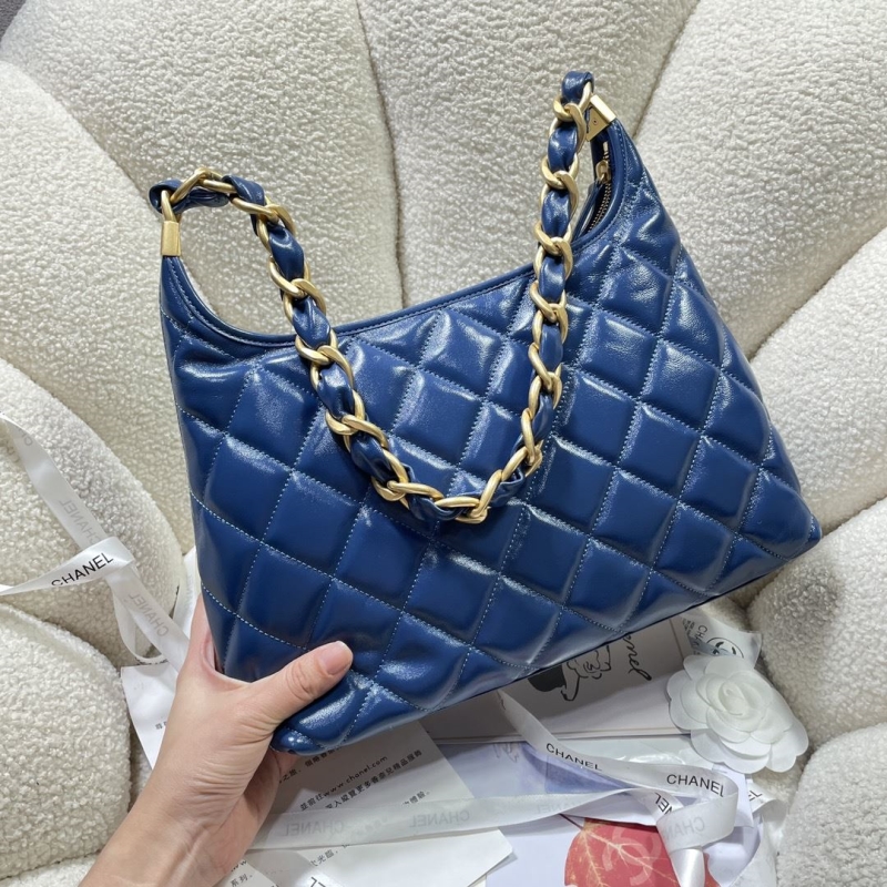 Ch**el hobo bags